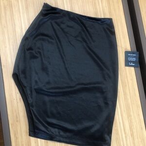 Lulus black pencil skirt NWT!